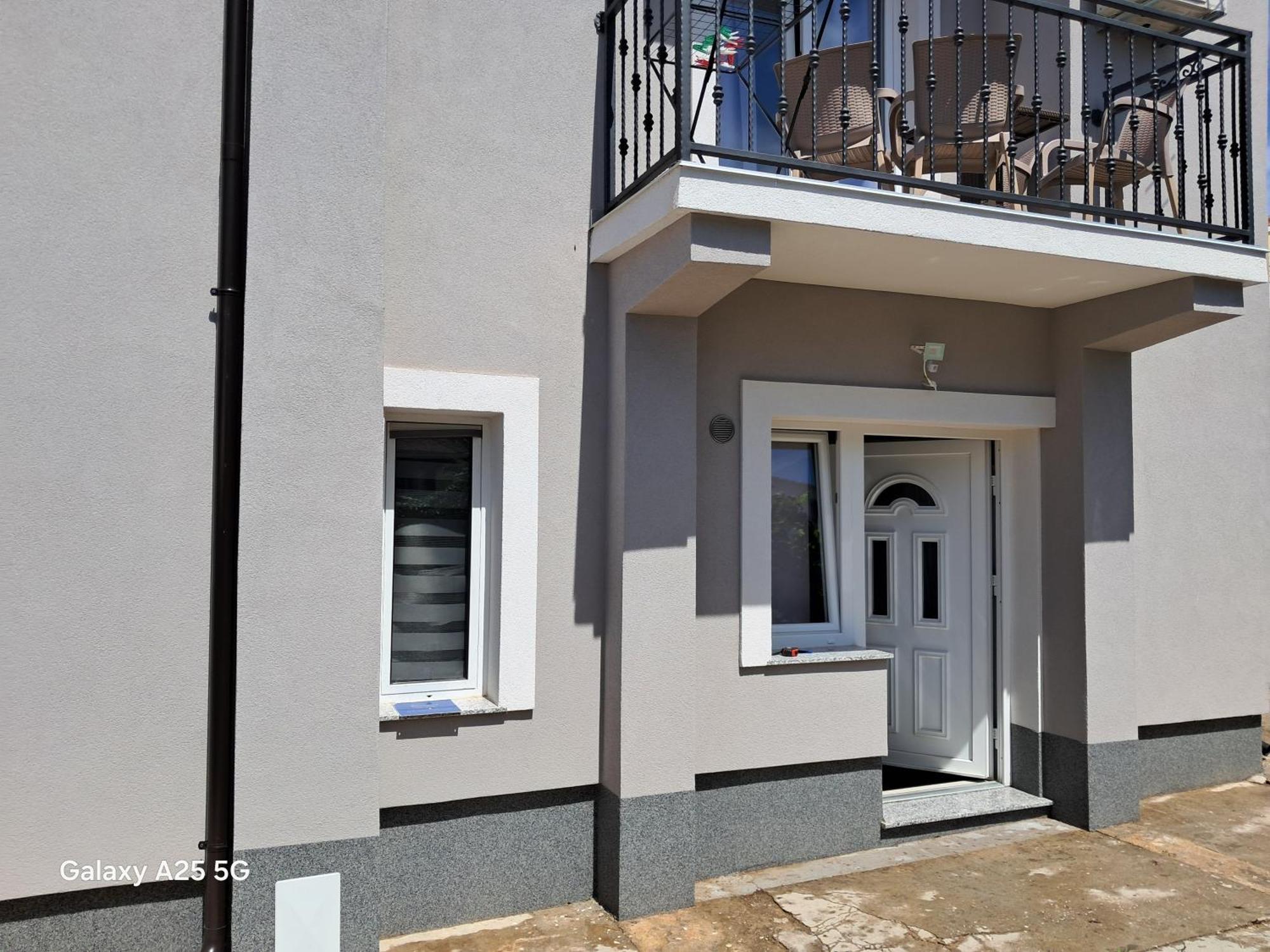 Apartments Tonci Tribalj Extérieur photo