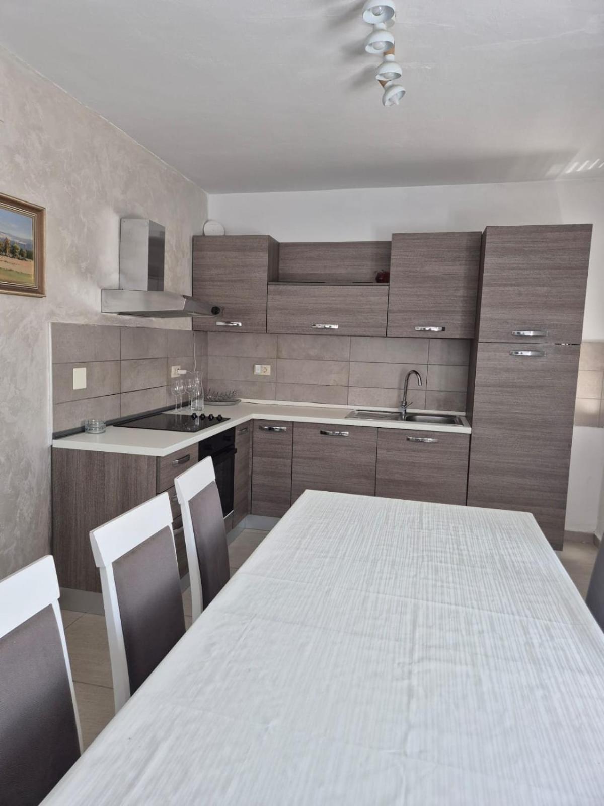 Apartments Tonci Tribalj Extérieur photo