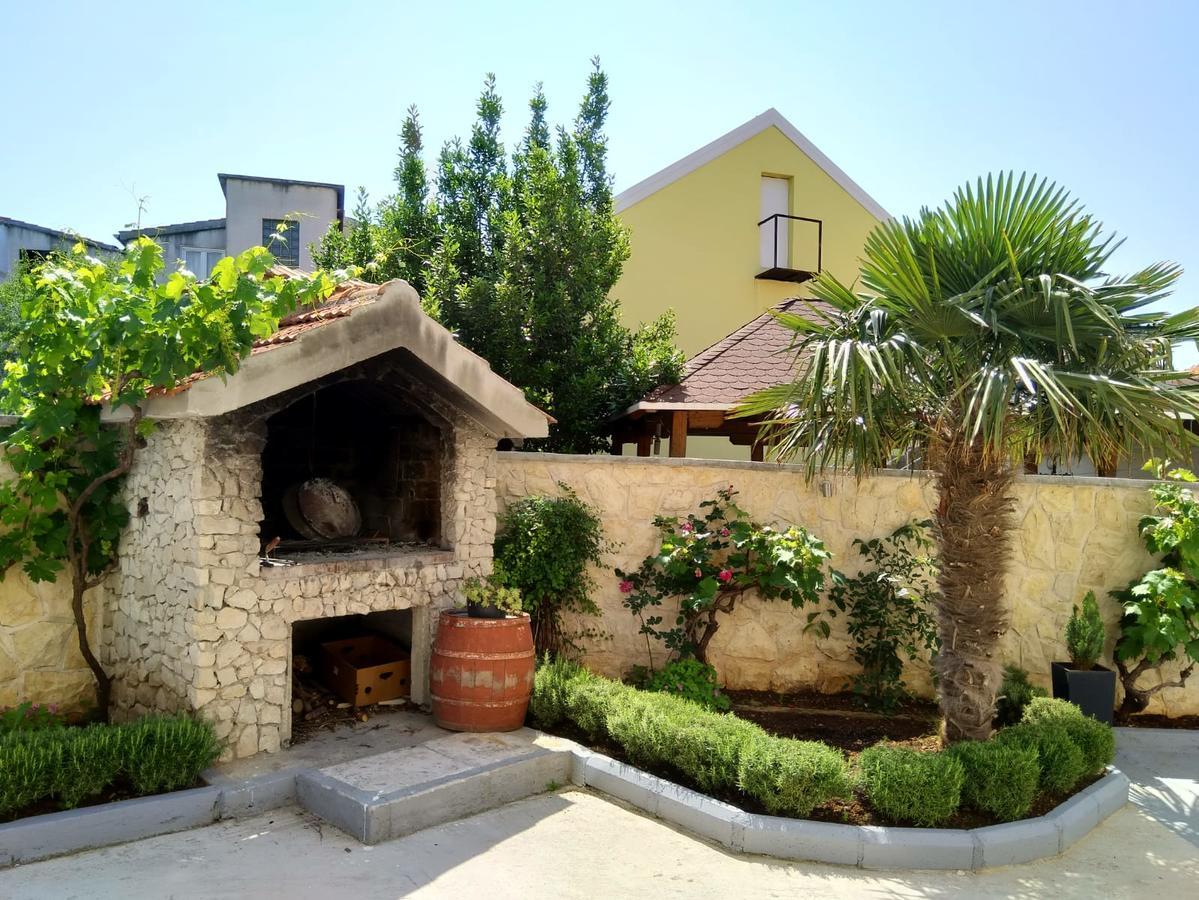 Apartments Tonci Tribalj Extérieur photo