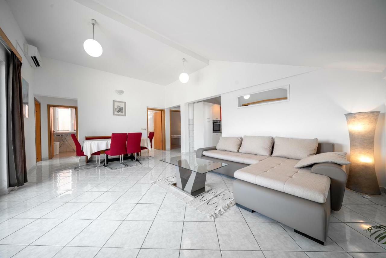 Apartments Tonci Tribalj Extérieur photo